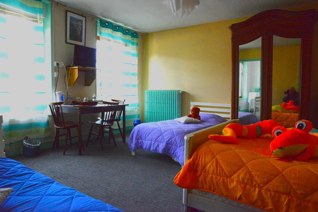 Hotel Des Cotes De Meuse Saint-Maurice-sous-les-Côtes Zewnętrze zdjęcie