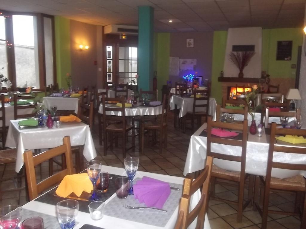 Hotel Des Cotes De Meuse Saint-Maurice-sous-les-Côtes Zewnętrze zdjęcie