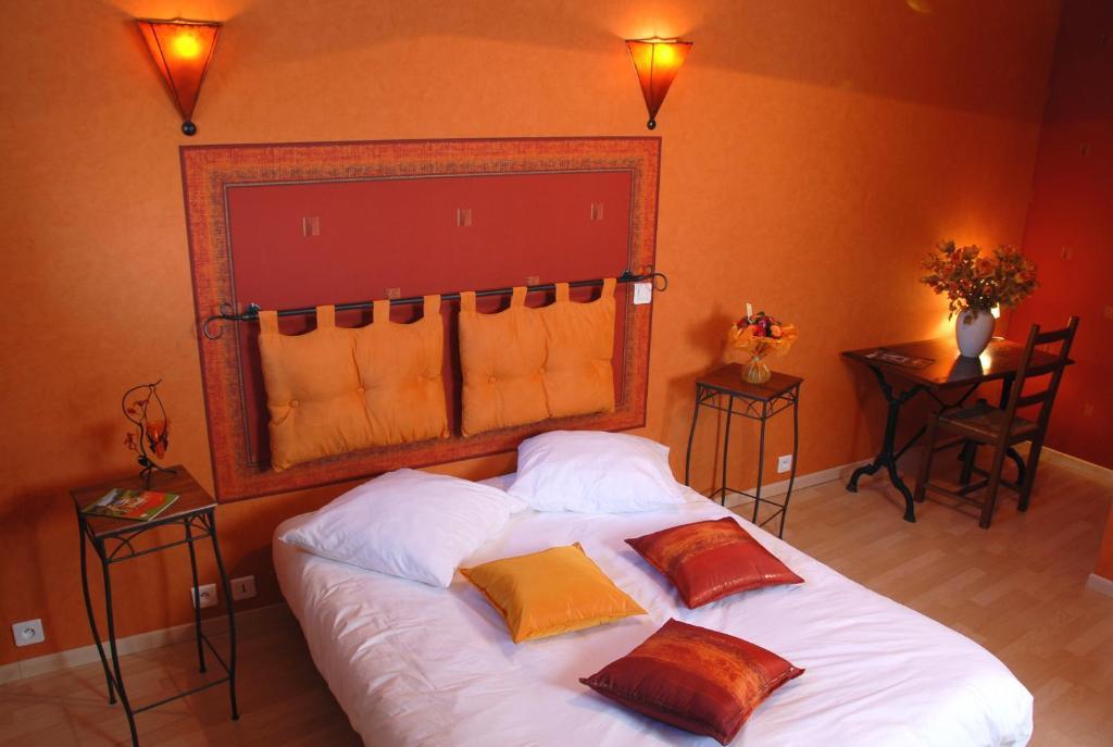 Hotel Des Cotes De Meuse Saint-Maurice-sous-les-Côtes Pokój zdjęcie
